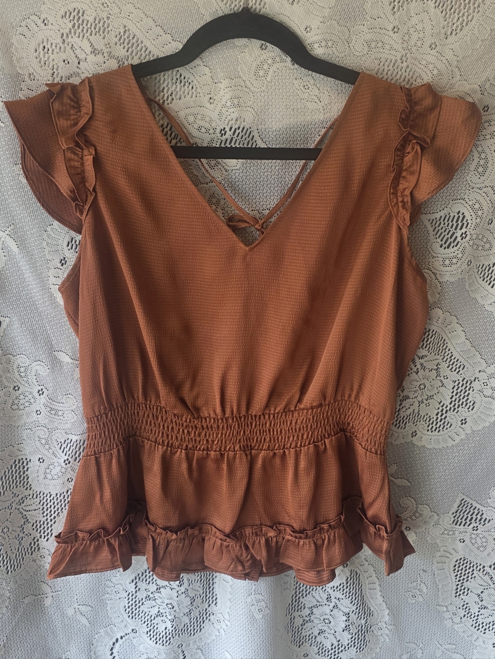 Flutter Sleeve V-Neck Blouse in Rust